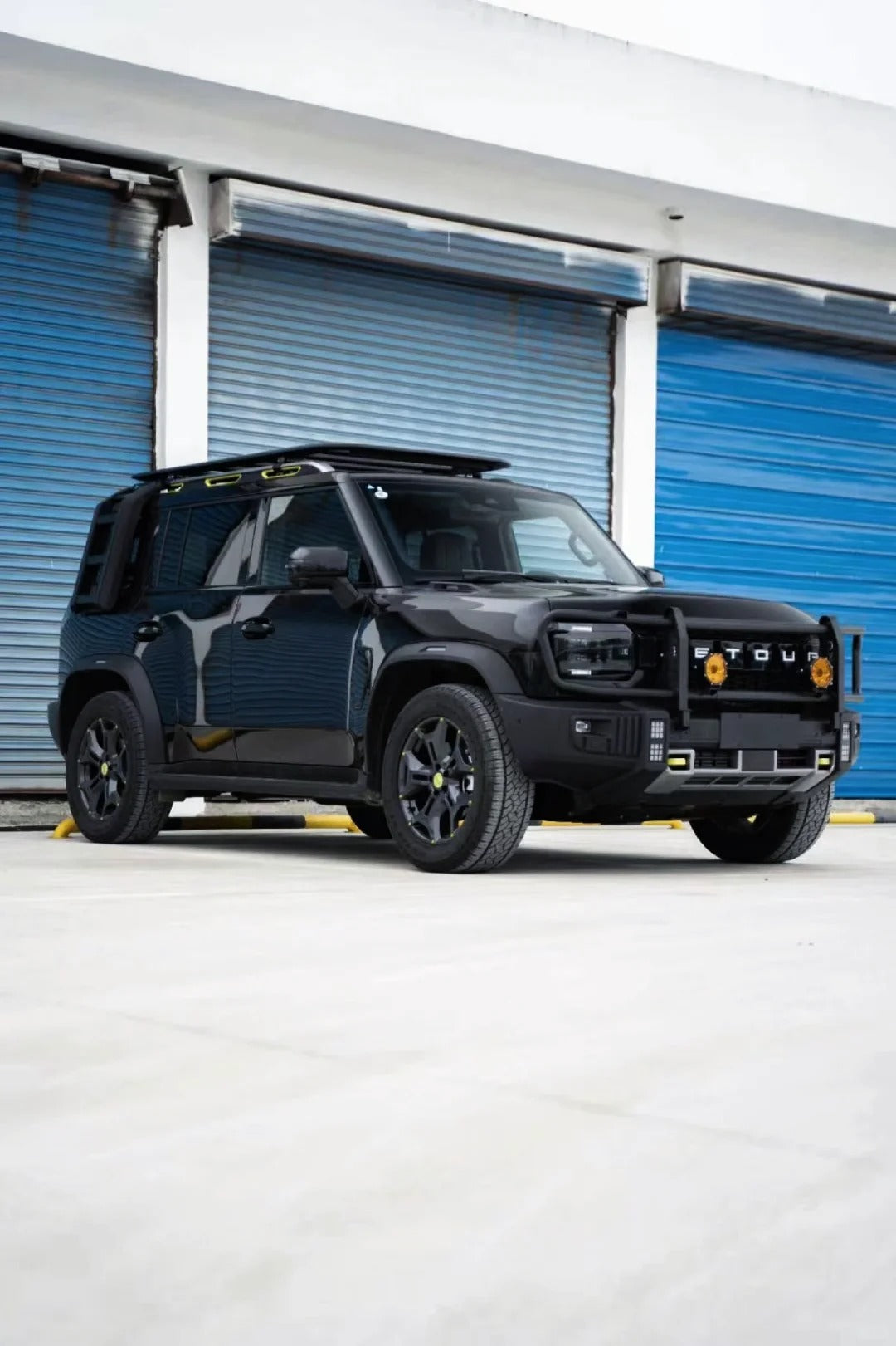 Jetour T2 Rear Ladder – Defender Design (Black) – AUTO SPORTS CAR CARE (view 6)